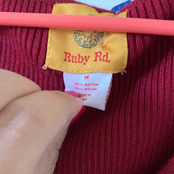 Ruby Rd. Maroon blouse ❤️ - Picture 3 of 7